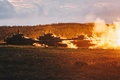 台湾国防部が公開した、澎湖諸島で米国製のM60A3戦車を使用して行われた訓練の様子（2022年8月24日提供）。(c)AFP PHOTO / Taiwan’s Ministry of National Defense