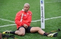 16日にハミルトン（Hamilton）で行われる2011年ラグビーW杯ニュージーランド大会（Rugby World Cup 2011）1次リーグA組第2戦でニュージーランド代表（オールブラックス）と対戦する日本代表が15日、最終調整を行った。

ストレッチをして体をほぐすアリシ・トゥプアイレイ（Alisi Tupuailai、2011年9月15日撮影）。(c)AFP/WILLIAM WEST