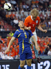先制ゴールを決めるオランダのディルク・カイト（%%Dirk Kuyt%%）。（2008年5月24日撮影）(c)AFP/MARCEL ANTONISSE