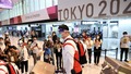 成田空港に到着したバスケ女子中国代表のチームリーダー姚明（ヤオ・ミン）氏（2021年7月19日撮影）。(c)Xinhua News