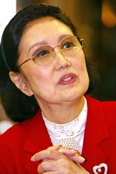 ファッションデザイナーの森英恵さん死去、96歳