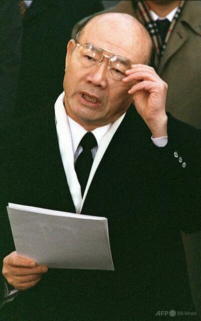 ファンが韓国の元独裁者の写真掲げる 中国クラブが謝罪 ACLE