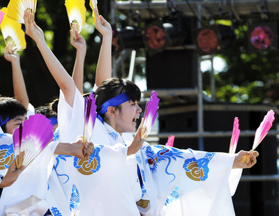 「スーパーよさこい2010」、表参道を埋め尽くす踊り手たち