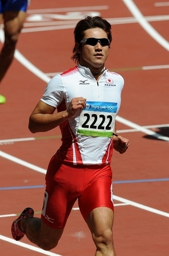 塚原 男子100メートル2次予選へ