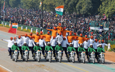 インド首都で軍事パレード、長距離ミサイル「アグニ5」初公開