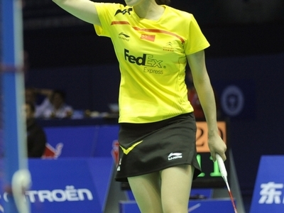 バドミントン女子選手にスカート義務化か