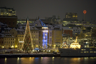 ストックホルム旧市街、伝統のクリスマス・ツリー