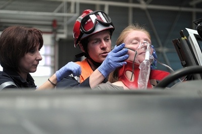 救援活動に催眠法を応用、フランスの消防隊