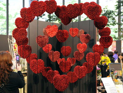 丸の内が一面のお花畑に、春を祝うイベント開幕