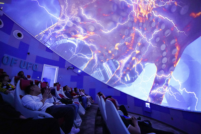 VRやARで「未来世界」体験 貴州にSFテーマパークがプレオープン