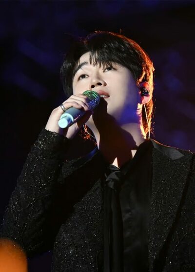 ファン・ヨンウン、校内暴力疑惑否定後初の公式舞台へ