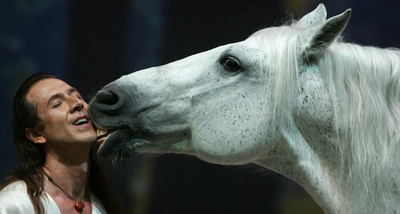 カナダ発、ベルリンで乗馬ショー