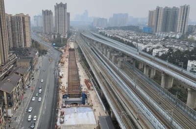 成都ー自貢ー宜賓高速鉄道の全てのトンネルが貫通 年末からレール敷設 四川省