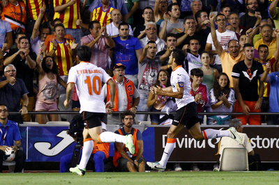 バレンシア、開幕戦でマラガを破り白星発進