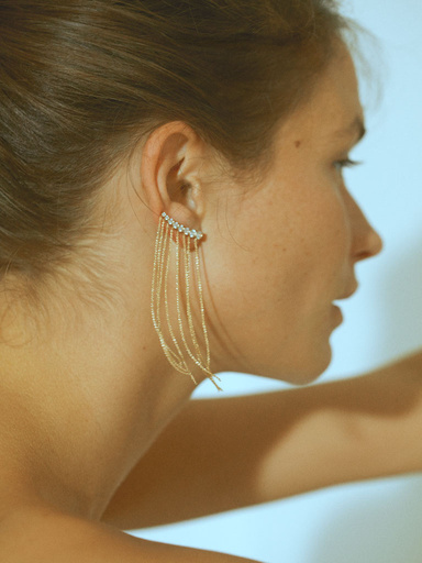 「サカイソフィービルブラーエ」、ジュエリーコレクション登場