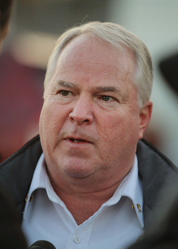 黒人射殺の米ファーガソン、市警トップが辞職