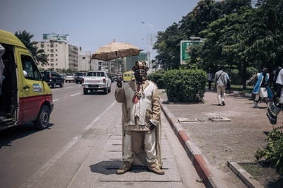 最貧国コンゴのおしゃれ集団「サプール」