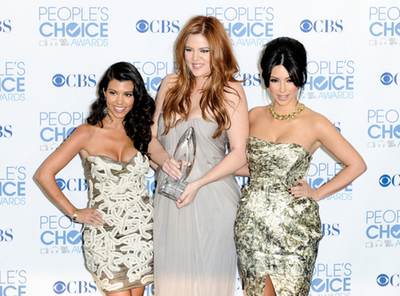 カーダシアン姉妹、デニムコレクションをプロデュース