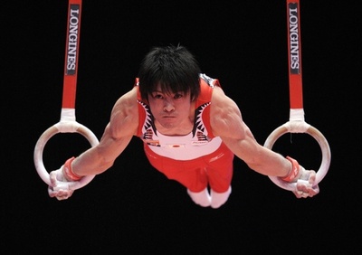 日本が男子団体1位で決勝へ、リオ五輪の出場権獲得 世界体操