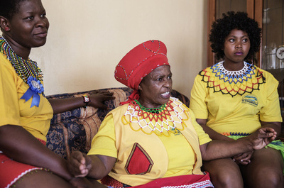 「処女」学生への奨学金制度は違憲 南ア