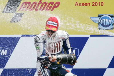 ロレンゾ 2連勝で今季4勝目、オランダGP