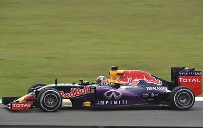 レッドブル、2016年もF1参戦継続へ