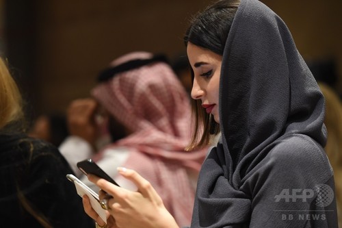 新しい時代の到来 歴史的な意味を持つ アラブ ファッションウィーク サウジで初開催 写真8枚 ファッション ニュースならmode Press Powered By Afpbb News