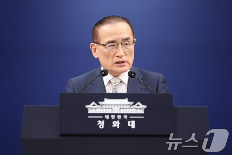 ウィ・ソンラク（魏聖洛）国家安保室長が7月22日、大統領府で大統領の外遊日程について説明している＝2026年7月22日(c)news1