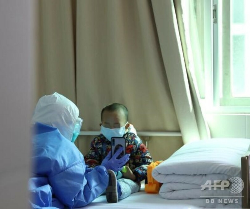 家族が新型肺炎に、残された2歳児を看護師28人が「ワンチーム」でお世話