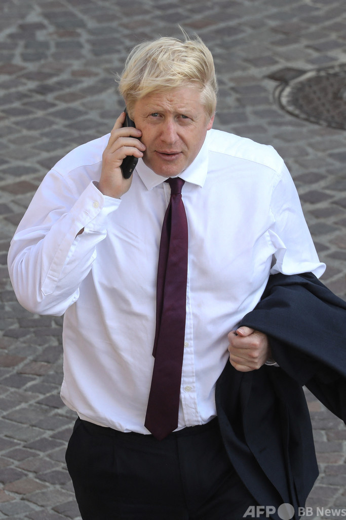 英首相の携帯番号、15年間ネットで公開 報道 写真2枚 国際ニュース:AFPBB News