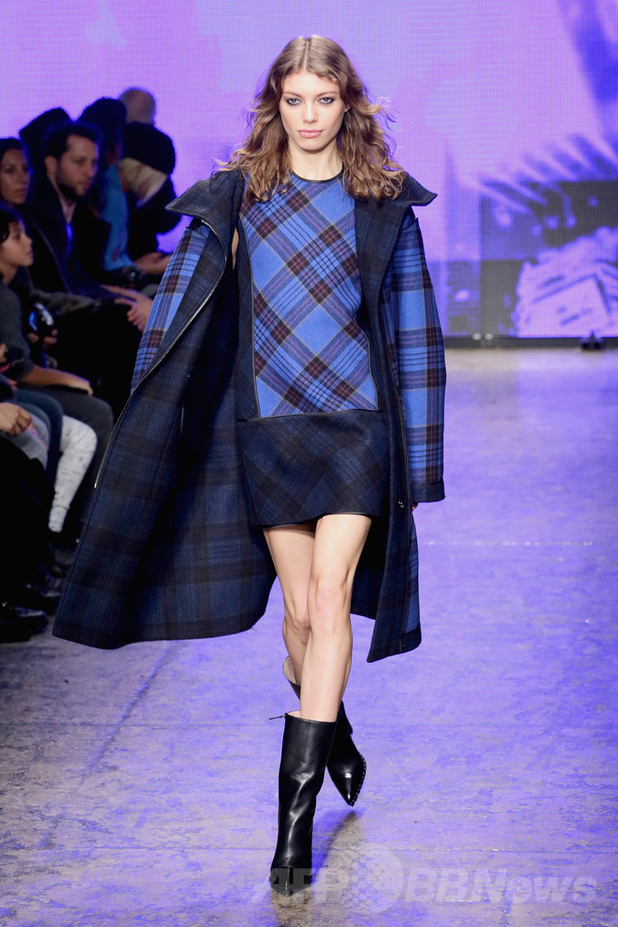 ＜14/15年秋冬NYコレクション＞DKNY