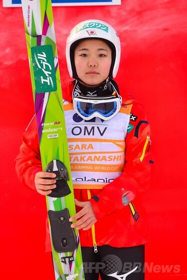 高梨2位、今季9勝目はならず ジャンプW杯女子 写真10枚 国際ニュース