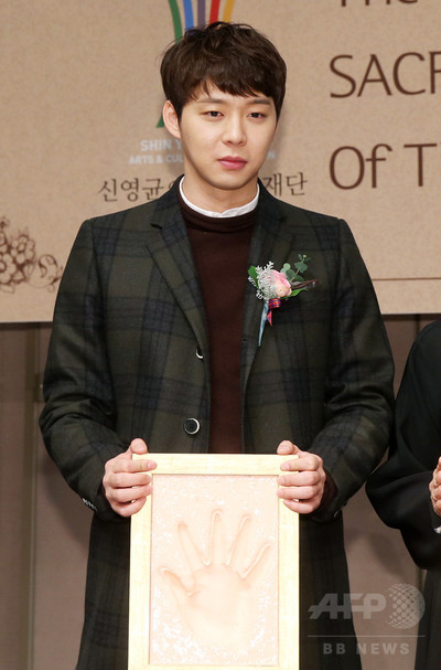 img_f4cff7acb4f16b3e7a8a56e1c8