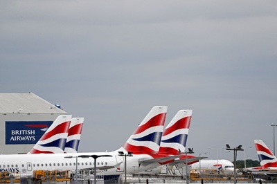 航空3社、英政府を提訴 入国者に14日間の隔離義務で