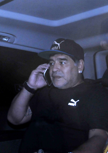 マラドーナ氏、母国の危機に立ち上がるも「魔法の杖持ってない」