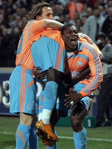 マルセイユ スパルタク・モスクワに快勝し決勝トーナメント2回戦進出へ前進