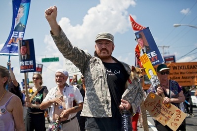 英雄か、売国奴か？ウィキリークスに軍事機密を流した米兵の実像とは