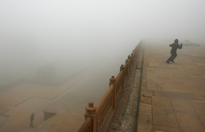 濃霧で交通の便に大幅な乱れ、インド