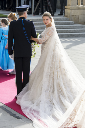 ルクセンブルク皇太子、ベルギー貴族女性と挙式