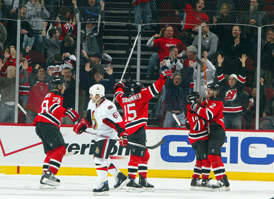 デビルズ オーバータイムの末にセネターズから勝利