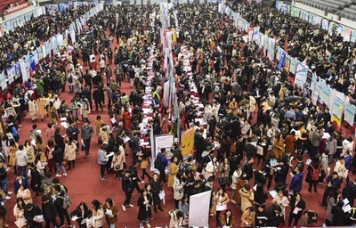 「リストラ」無い企業に雇用保険料50%返還へ 中国国務院