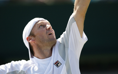 シュットラー ティプサレビッチ下し準々決勝進出