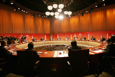 APEC首脳会議で温暖化問題で声明採択、目標に拘束力なし