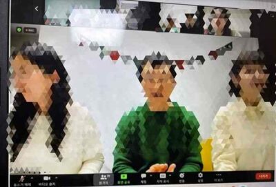 コロナ遺産、次々に消えても…韓国で残った「オンライン忘年会」