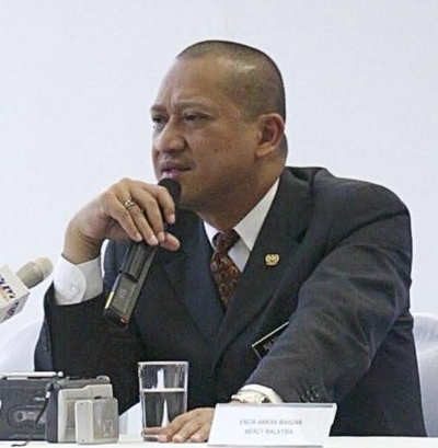 「児童結婚廃止検討せず」、マレーシア首相府相