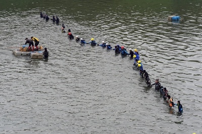 台湾墜落機のパイロット、最後まで操縦かん握っていた