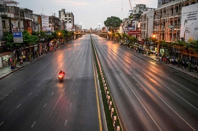 タイ首都、王室車列通行時の道路封鎖中止へ 世論に異例の配慮