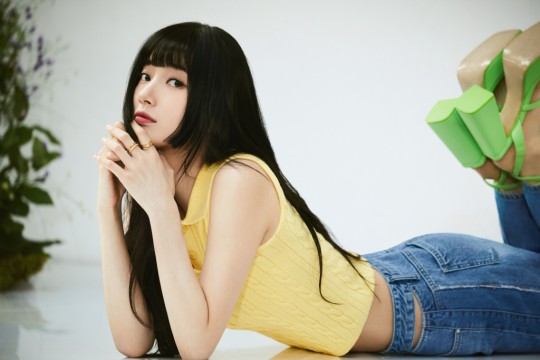  写真提供＝「GUESS」　(c)STARNEWS