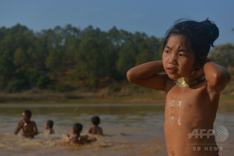ミャンマー「首長族」女性、観光業に託す仲間の帰郷への願い