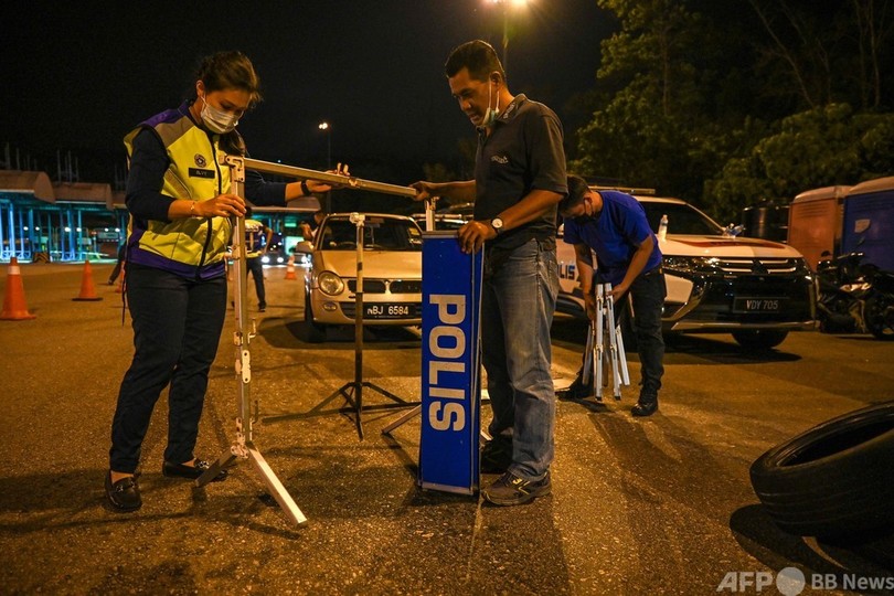 マレーシア、移動規制を緩和 ワクチン接種条件に